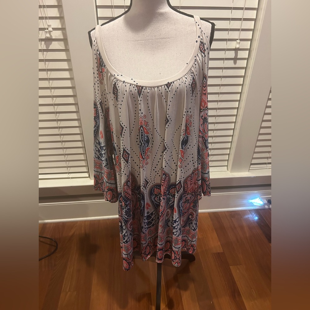 Multicolor Paisley Cold Shoulder Dress size 3XL